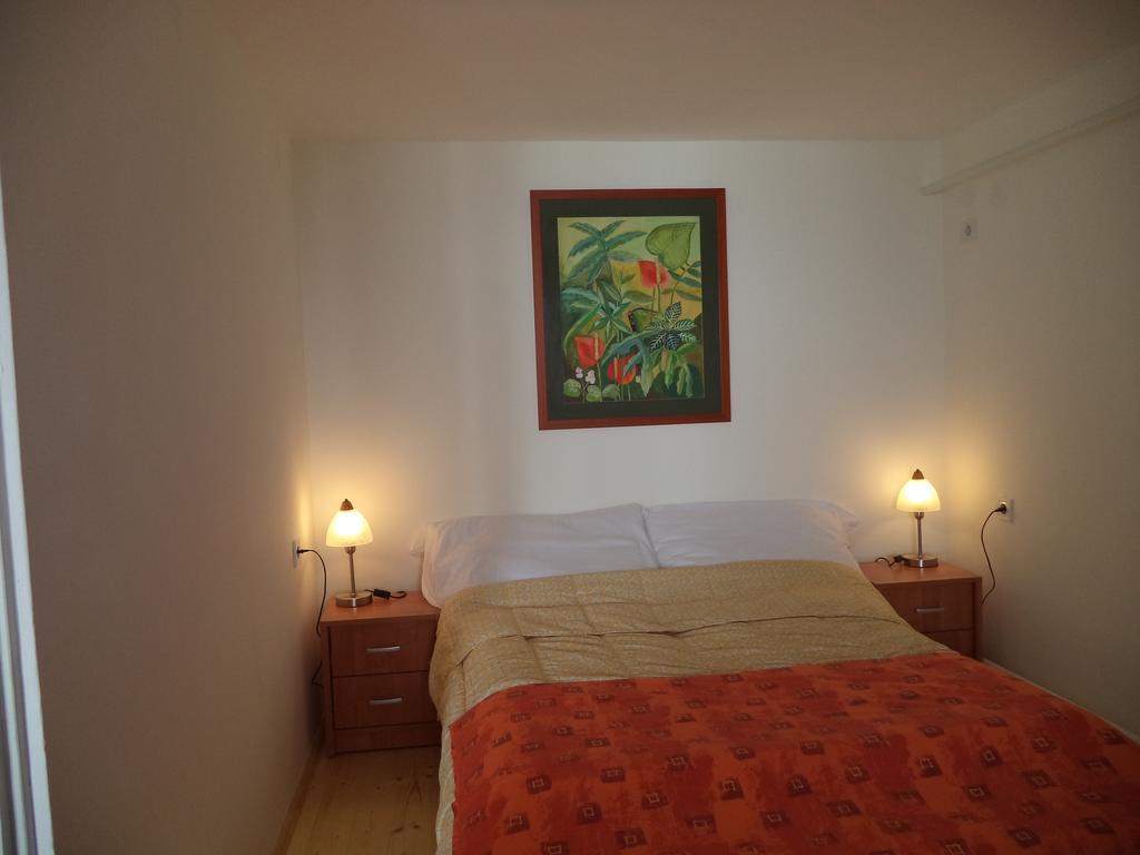 טיהאני Napkelte Apartman חדר תמונה